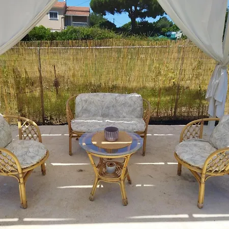 Pablo's Seaside Feriehus